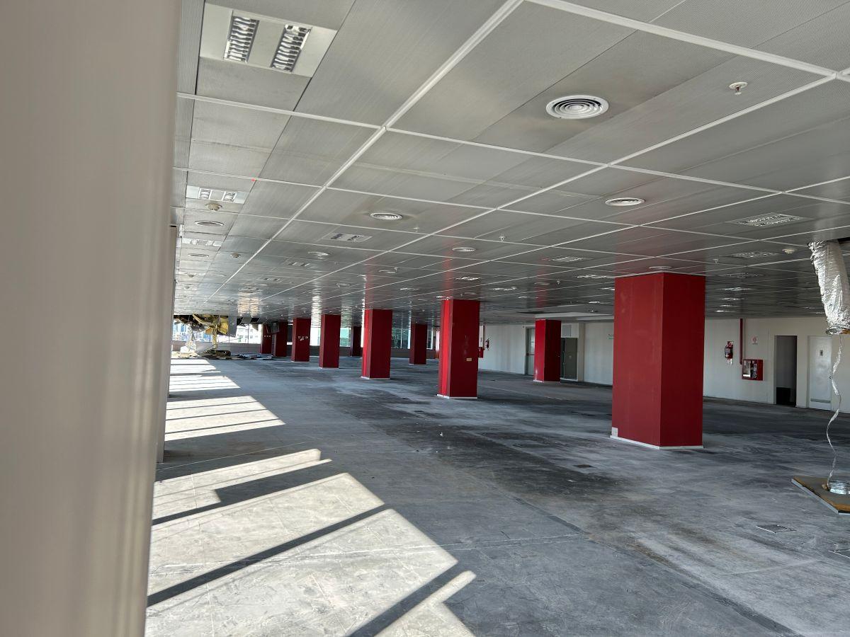 Foto de Piso Corporativo de 2800m2 con vistas abiertas, imagen 5