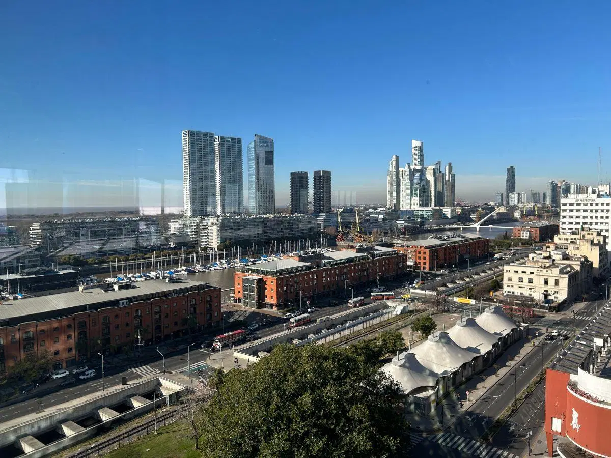 Piso de 500m2 con excelentes vistas 2