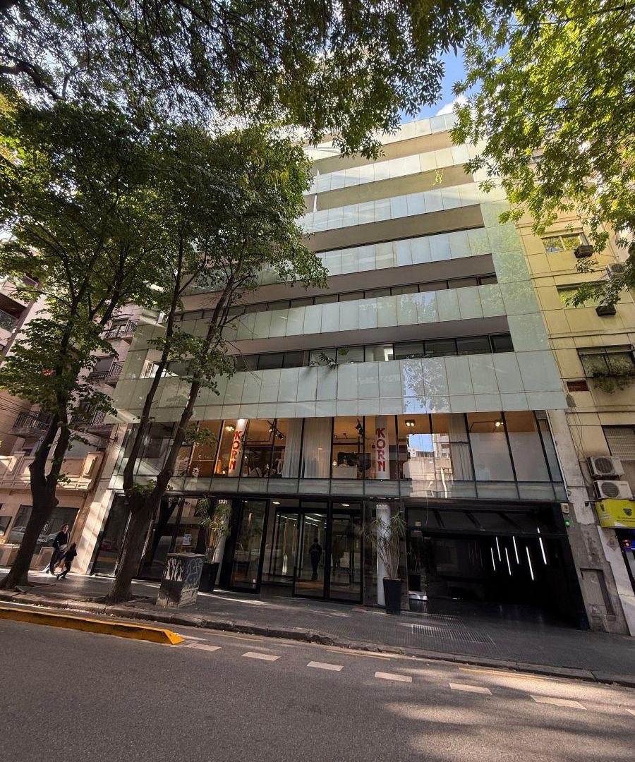 Foto de Oficina Categoría A en alquiler – Migueletes 1231, piso 10° – La, imagen 1