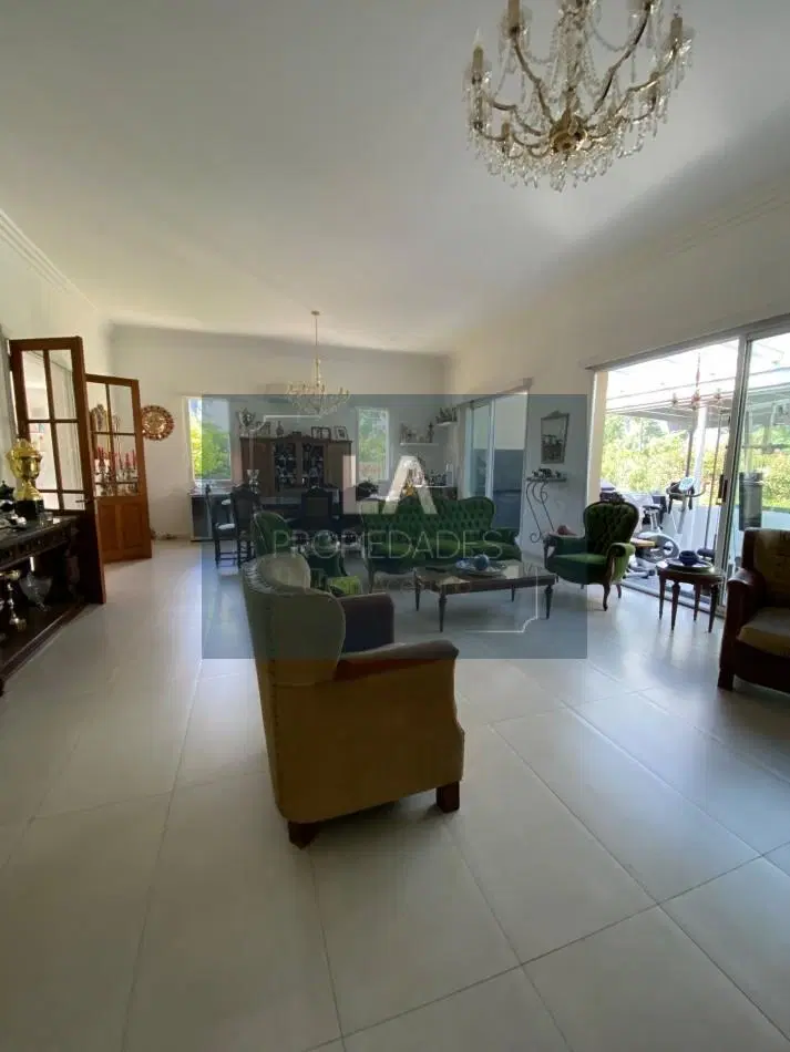 RUMENCO CASA EN VENTA DE 5 AMB CON PILETA 4