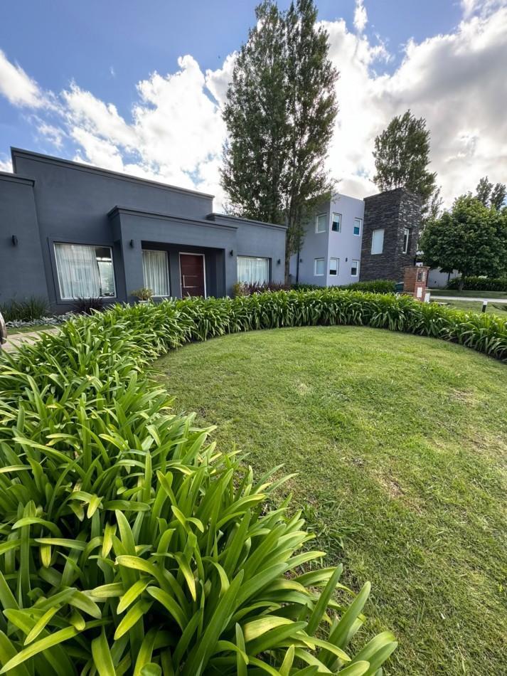 Foto de RUMENCO CASA EN VENTA 4 AMB, imagen 1
