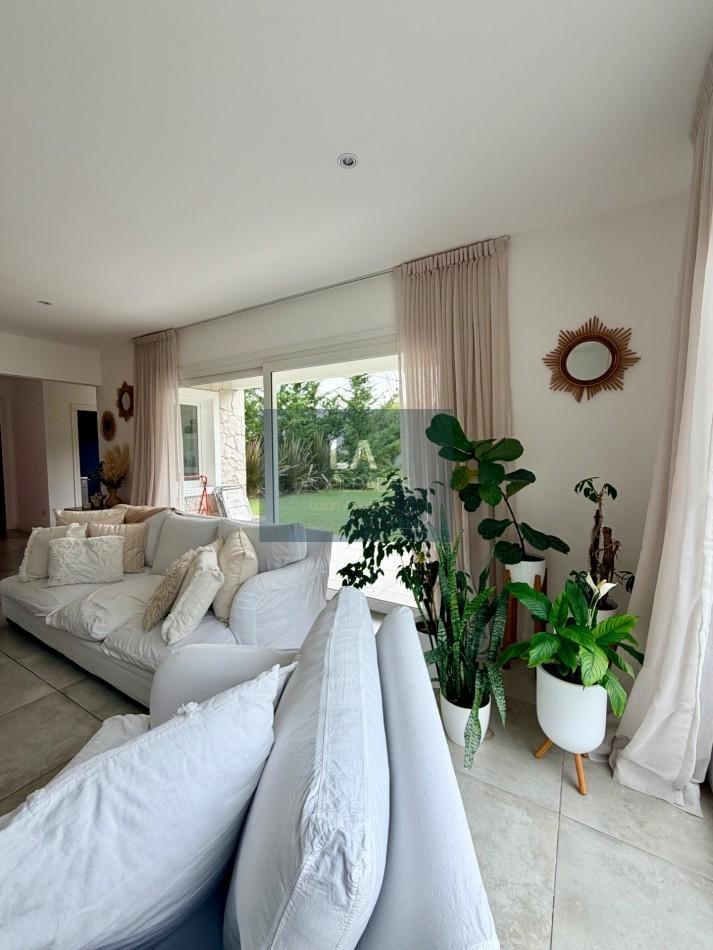 Foto de RUMENCO CASA EN VENTA 4 AMB CON PILETA, imagen 1