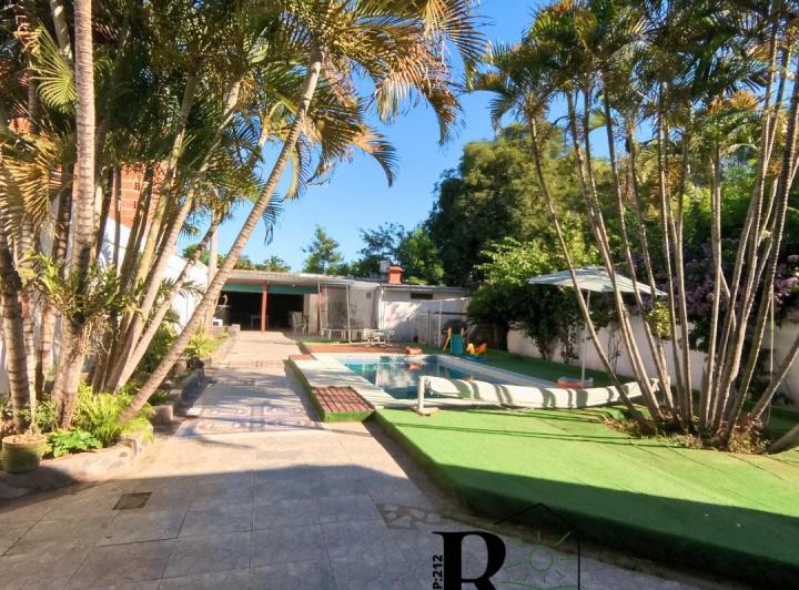 CASA CON PISCINA Y QUINCHO - BARRANQUERAS 4
