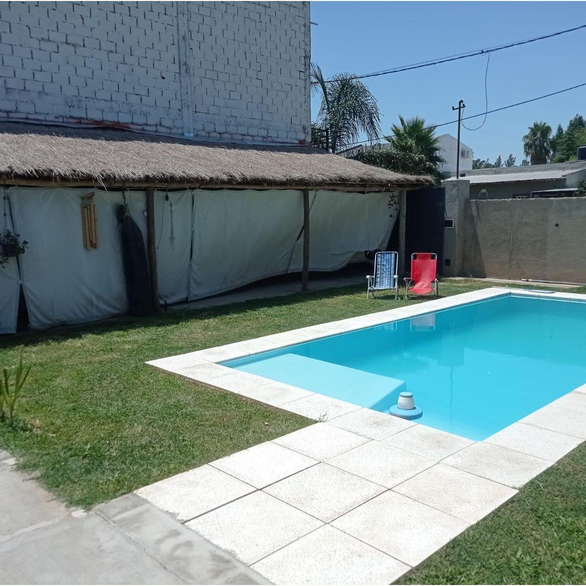 Oportunidad Casa con Pileta! 5