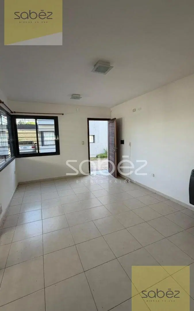 Casa - Lomas Sur 4
