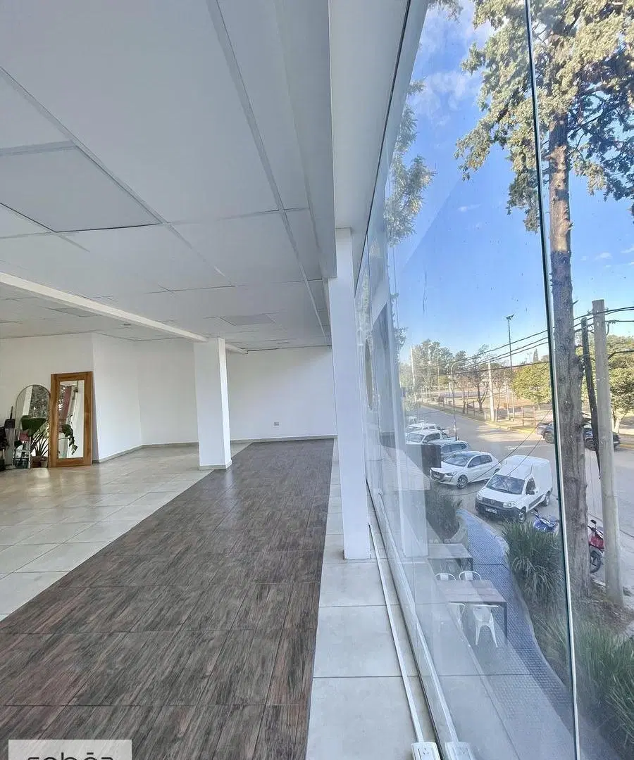 Alquiler Local Villa Allende Golf 4