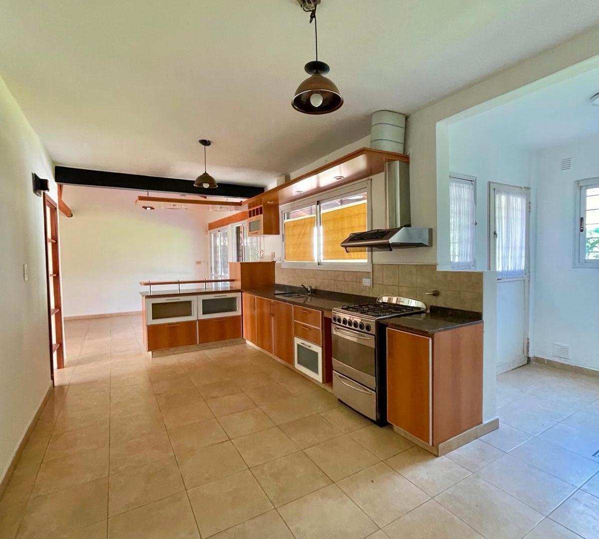 Foto de Venta Casa en Lomas Este, Villa Allende. 3 Dor y pileta ., imagen 5