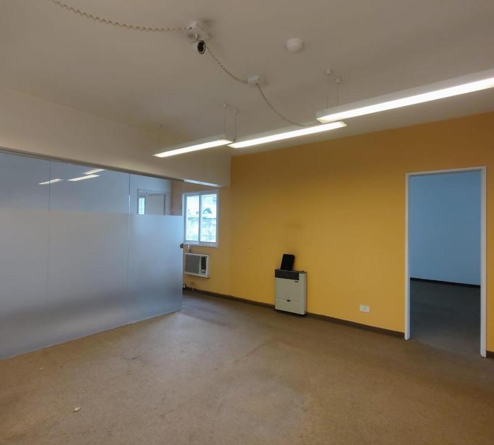 Vendo Oficina Apto Vivienda en Microcentro. 5