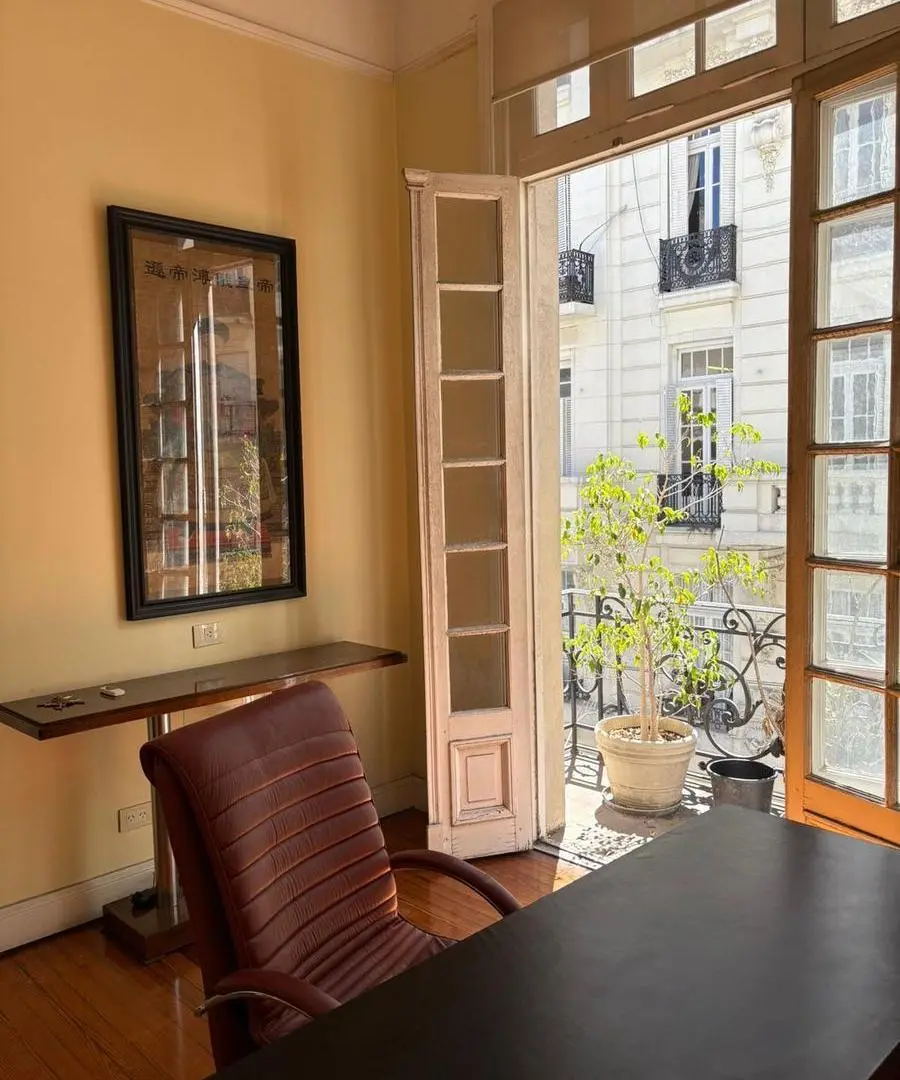 EXCELENTE EDIFICIO EN VENTA SOBRE LOTE PROPIO 5