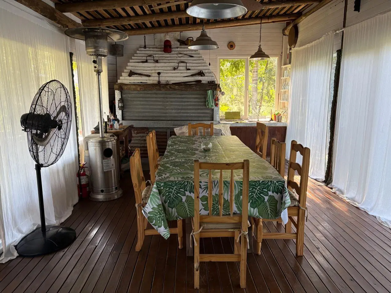 Casa en amplio terreno Barrio Cerrado Isla El Durazno 5