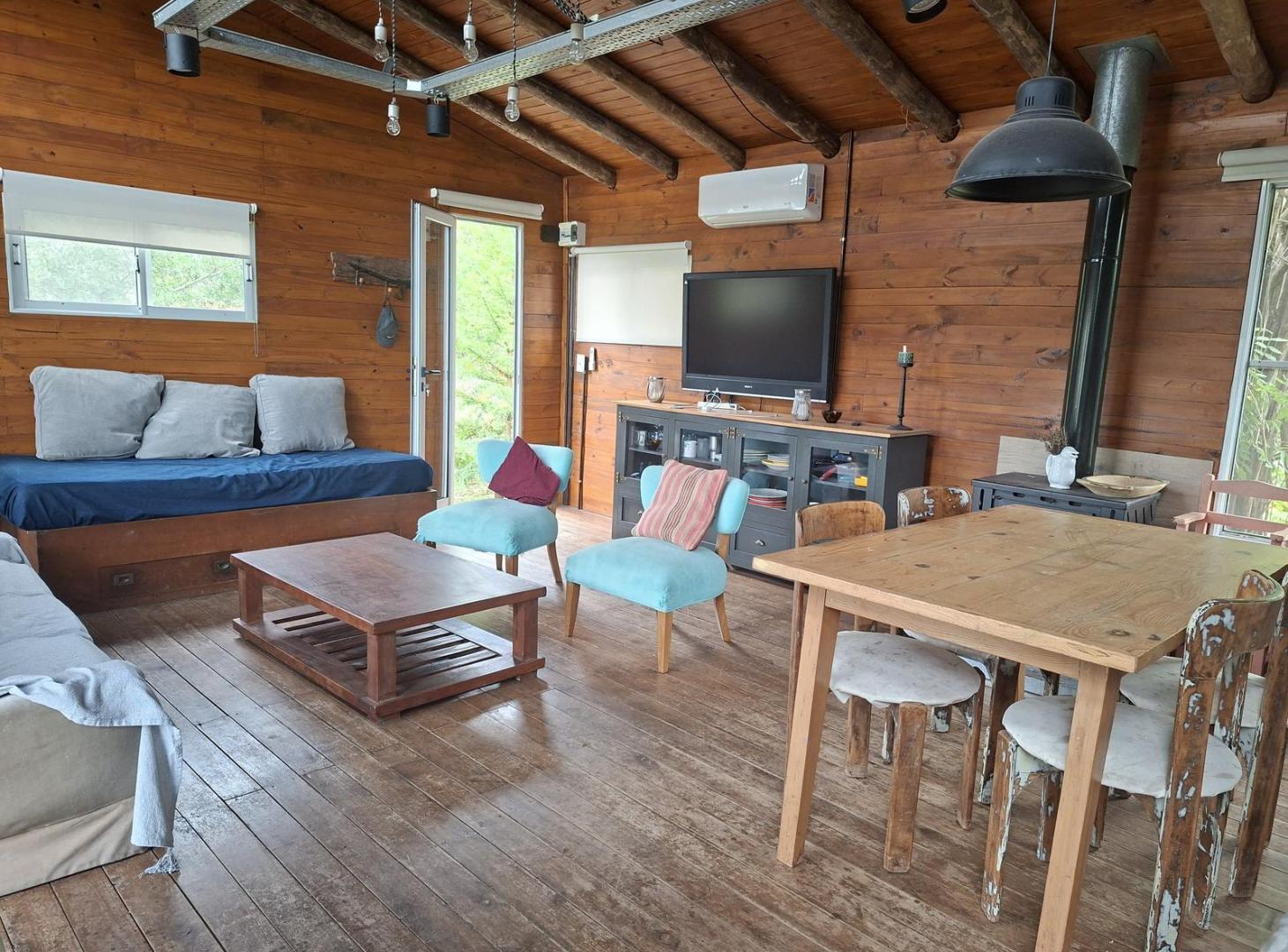 VENTA CASA con LOTE DELTA ISLA CASA 4 AMB  ACEPTA PERMUTA
