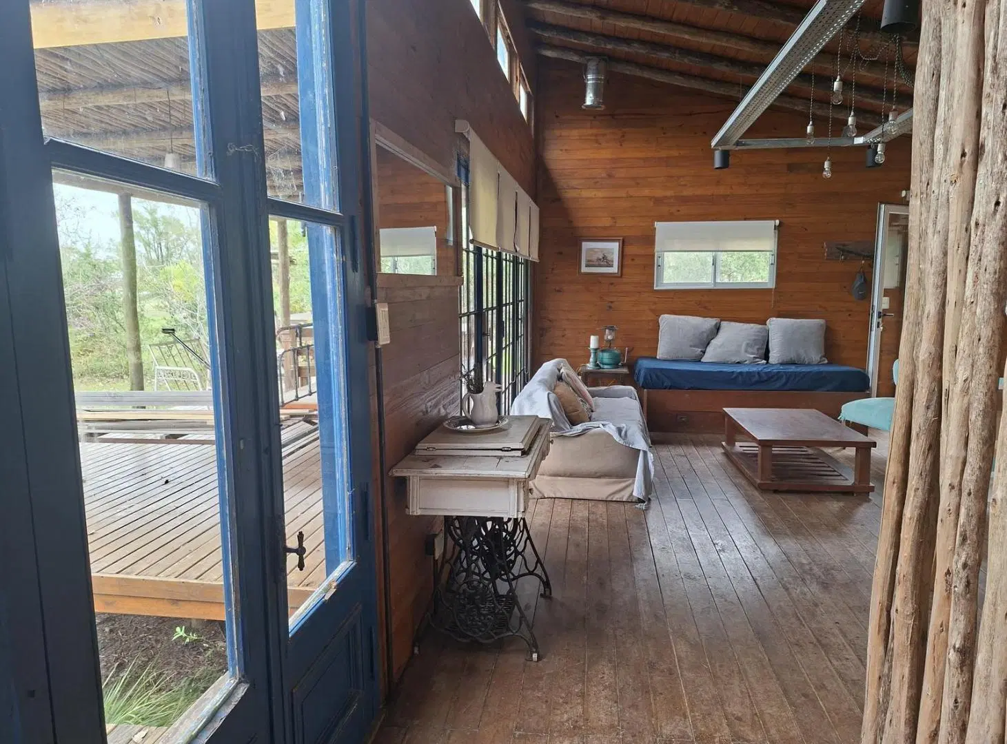 VENTA CASA con LOTE DELTA ISLA CASA 4 AMB  ACEPTA PERMUTA 5