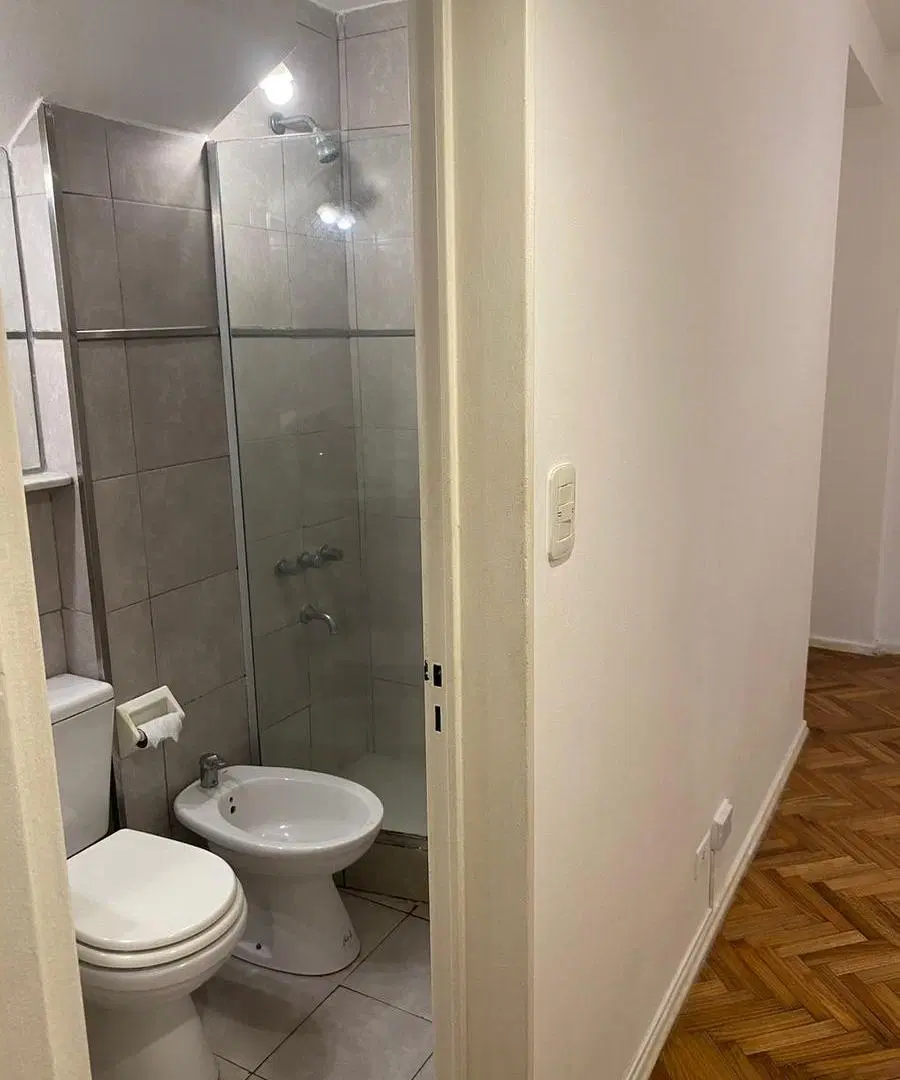 VENDO HERMOSO DEPARTAMENTO DE 2 AMBIENTES MUY LUMINOSO. APTO CRÉDITO. PALERMO 2