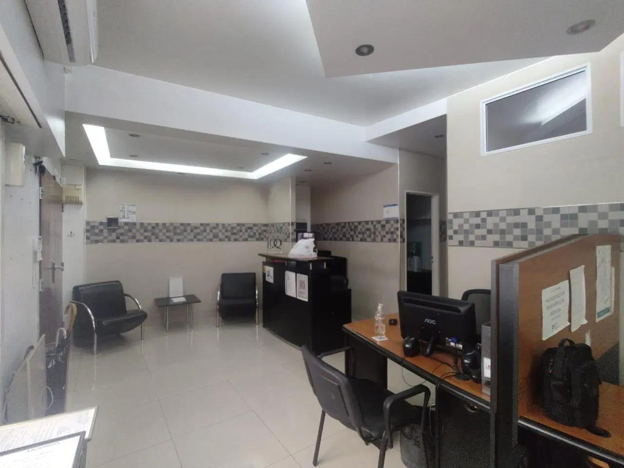 VENDO OFICINA DE 117 M2 AL CONTRAFRENTE EN EXCELENTE ESTADO. BARRIO NORTE 3