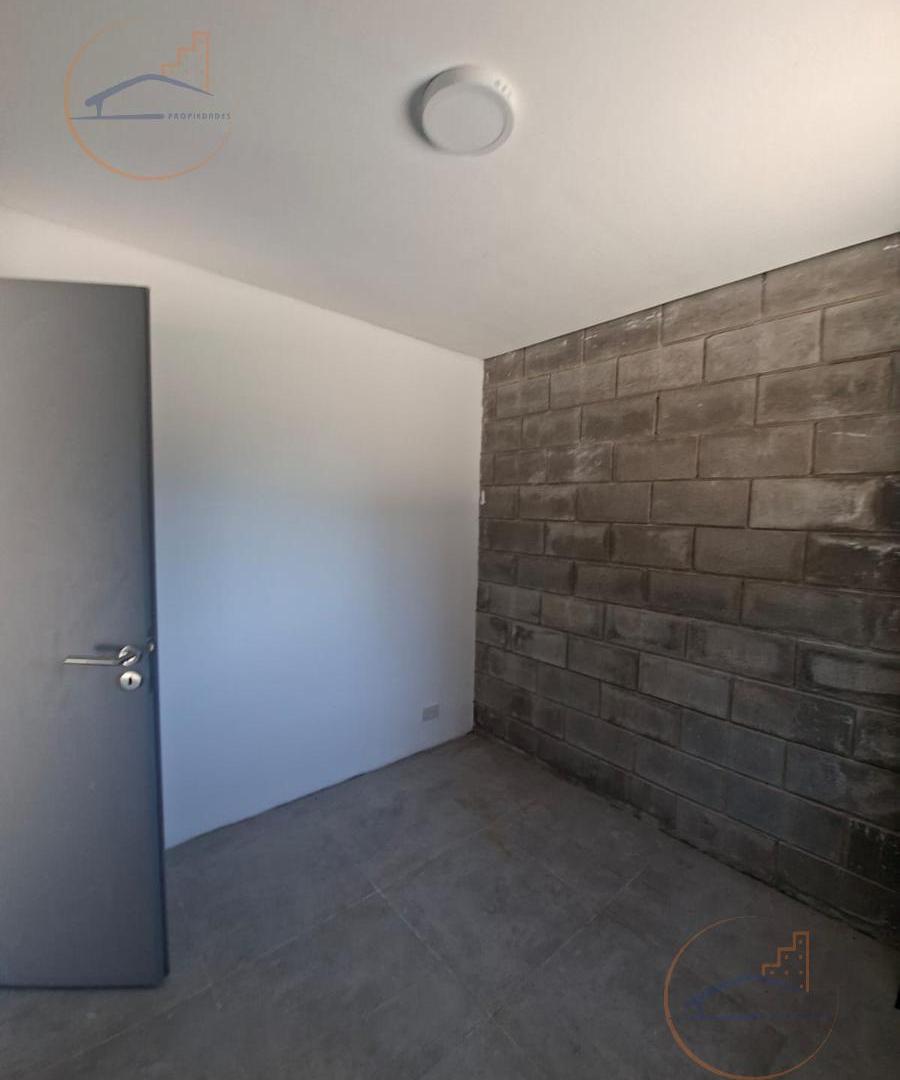 Foto de Depósitos en VENTA Y ALQUILER. Camino del Buen Ayre, bajada, imagen 4