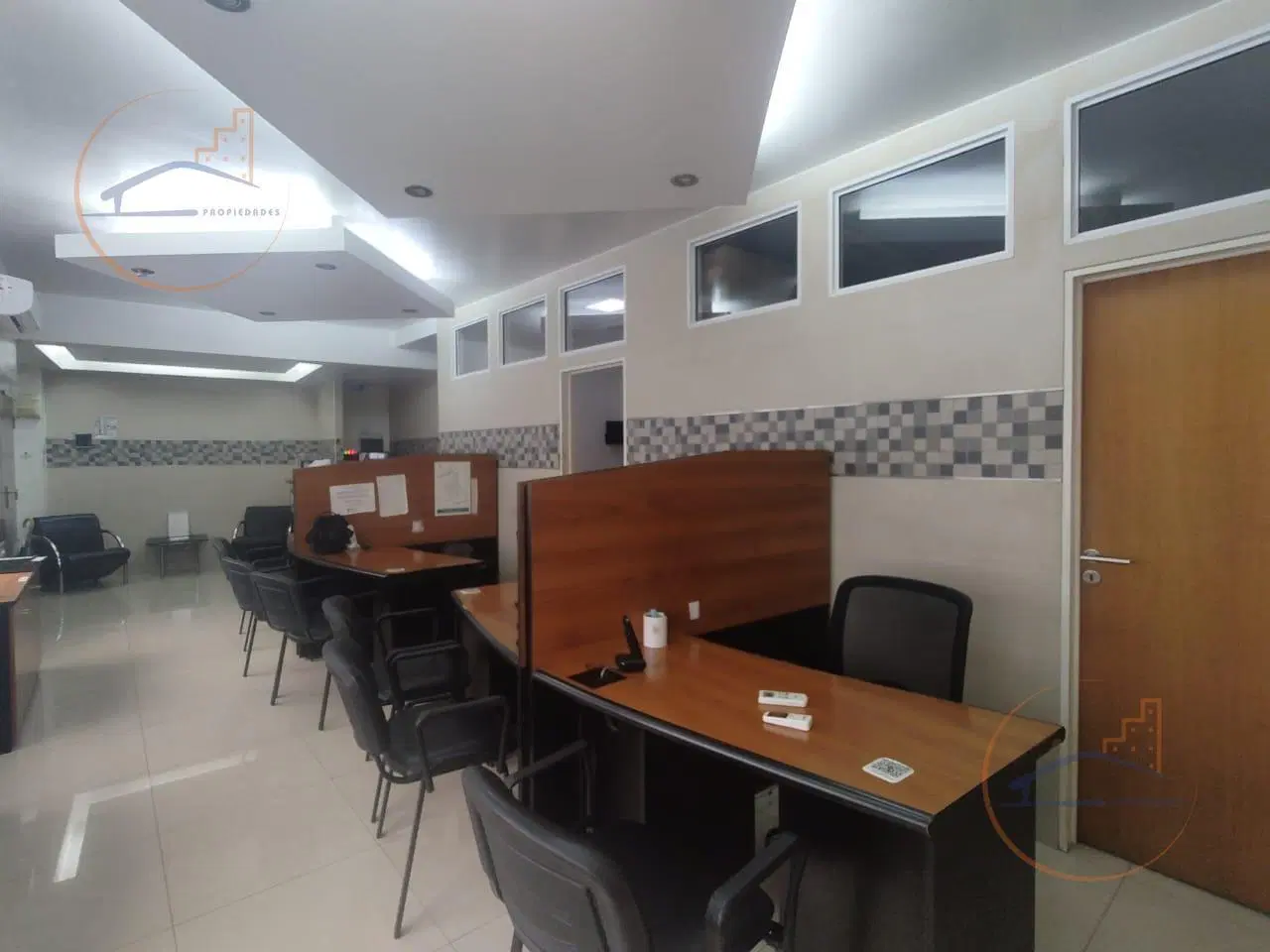 VENDO OFICINA DE 117 M2 AL CONTRAFRENTE EN EXCELENTE ESTADO. BARRIO NORTE 3