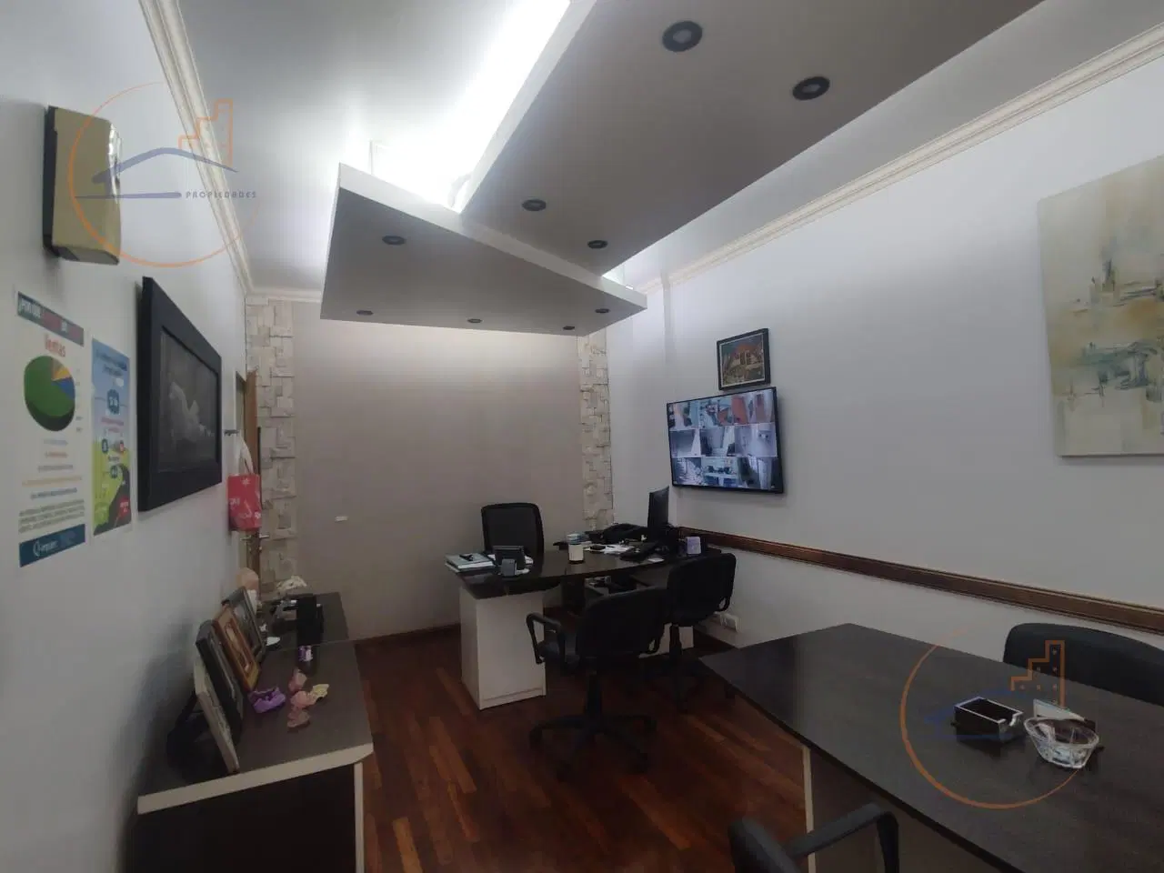 VENDO OFICINA DE 117 M2 AL CONTRAFRENTE EN EXCELENTE ESTADO. BARRIO NORTE 5