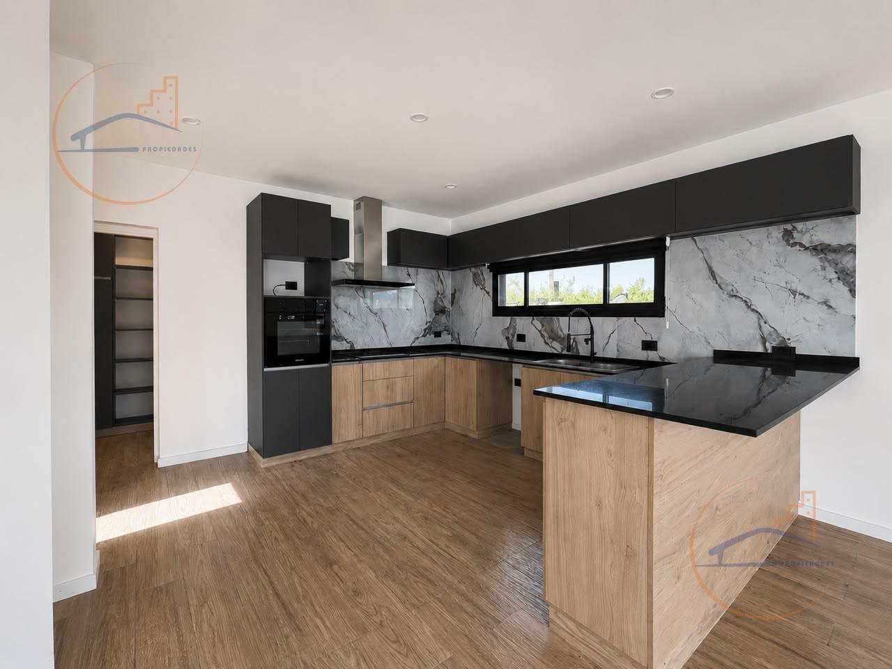 Foto de Casa en Venta Barrio Náutico El Canal, imagen 3