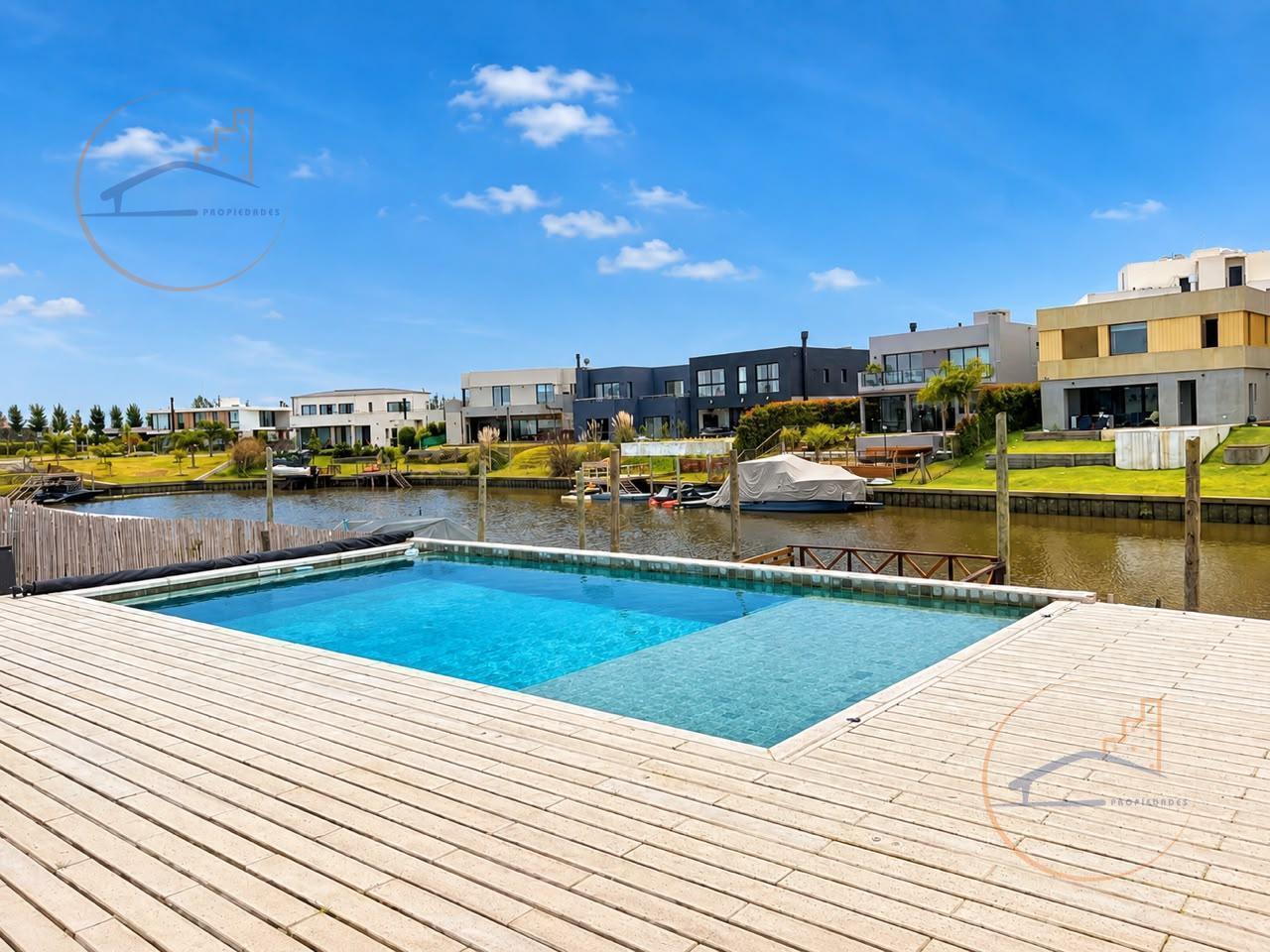 Foto de Casa en Venta Barrio Náutico El Canal, imagen 1