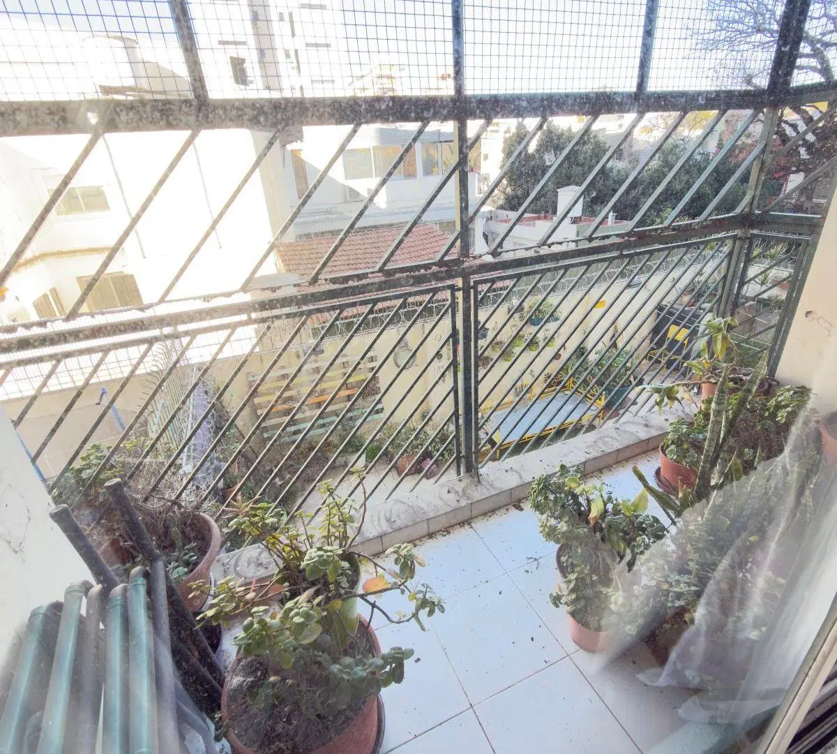 Oportunidad en VENTA ! depto de 3 dorm + Living + comedor + cocina + Lavadero + toilette + baño comp 5