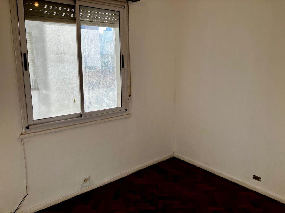 Foto de Departamento en Venta Tres Ambientes Monserrat, imagen 2