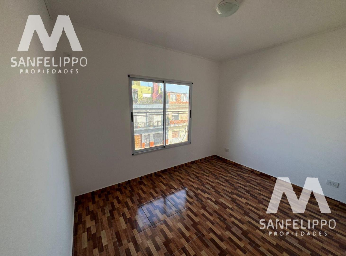 Foto de Departamento tipo casa de 3 ambientes en alquiler, Zona Wilde, imagen 3