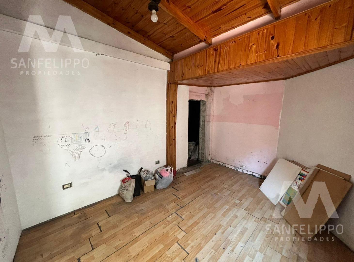 Foto de Galpón con vivienda a refaccionar en Wilde, Avellaneda, imagen 3