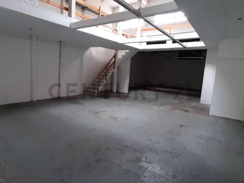 VENTA LOCAL COMERCIAL 241 M2 VILLA LUGANO