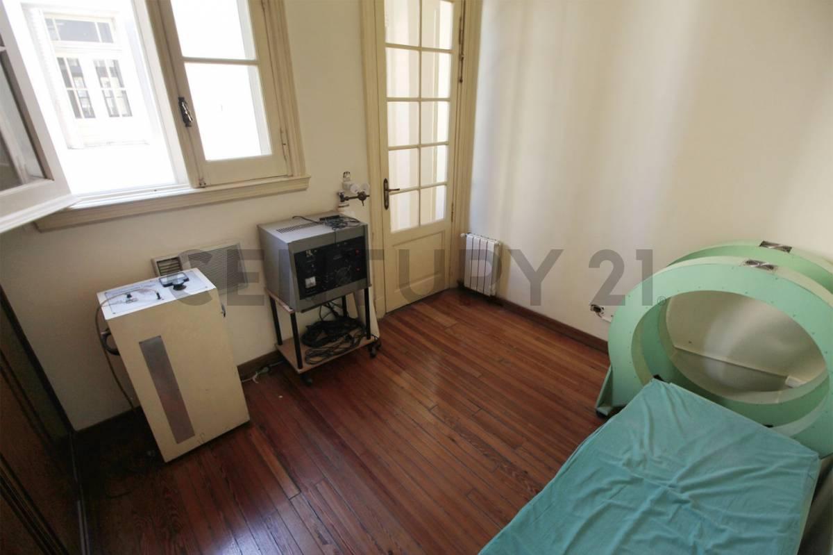 Venta Semipiso 7 Ambientes, Apto Profesional - Balvanera 3