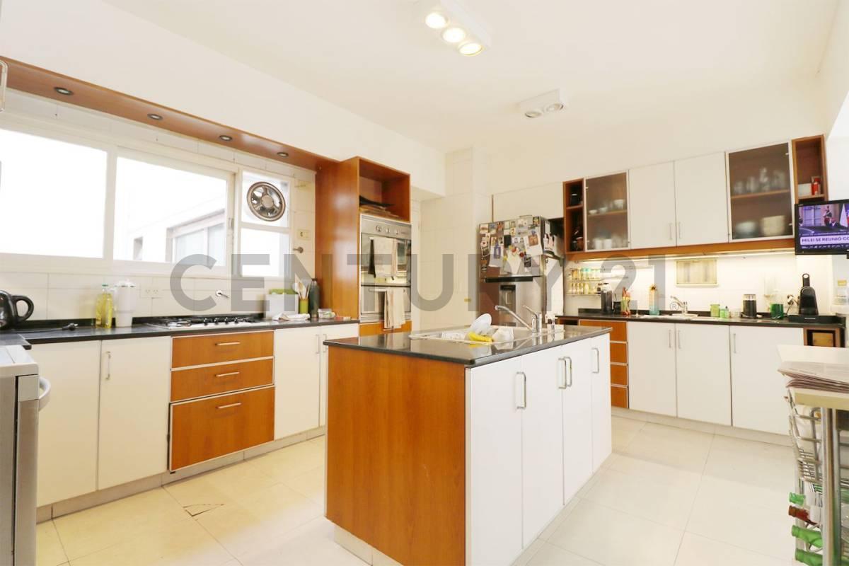 Venta Departamento en Duplex 6 Ambientes - Cochera - Belgrano 5
