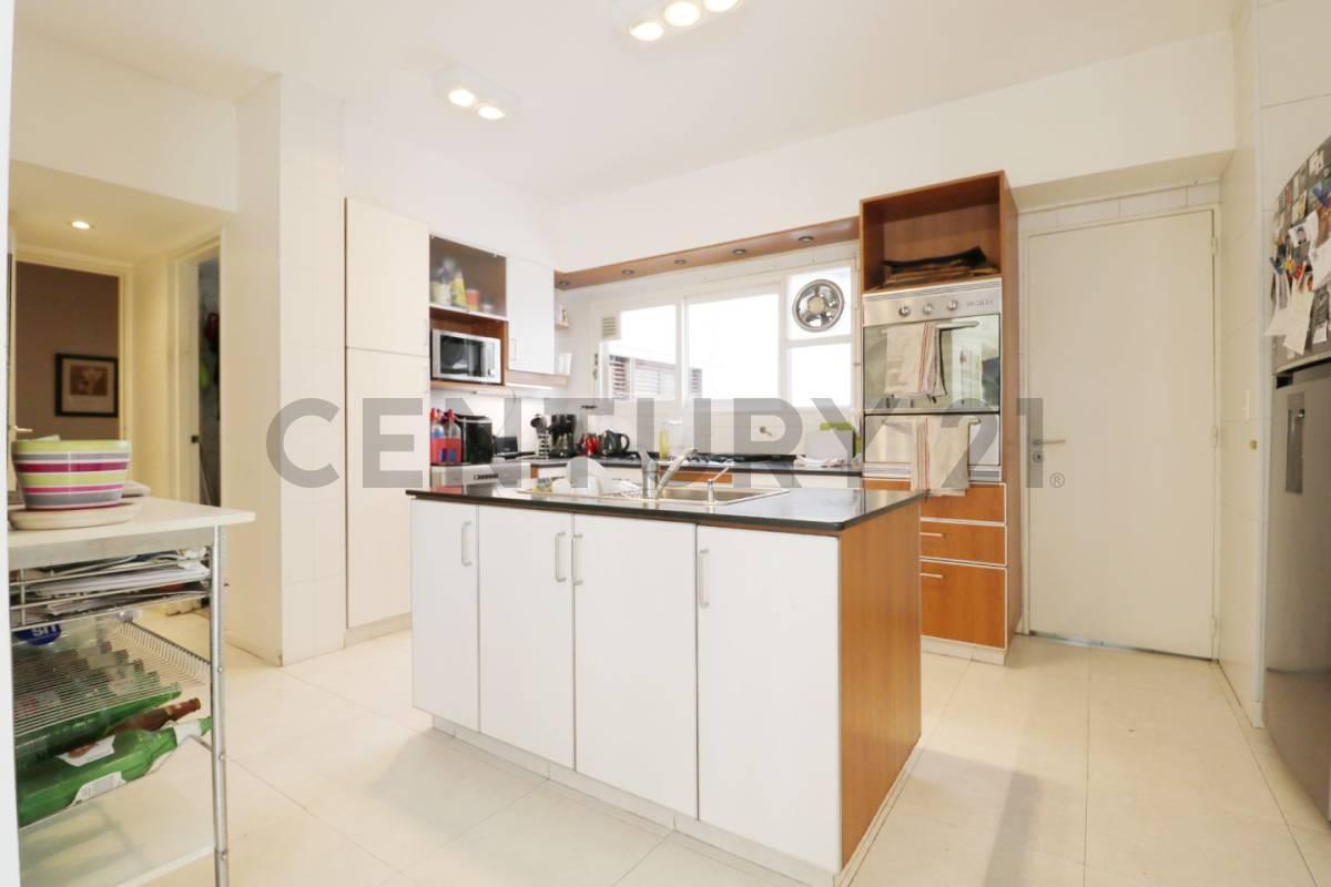 Venta Departamento en Duplex 6 Ambientes - Cochera - Belgrano 2