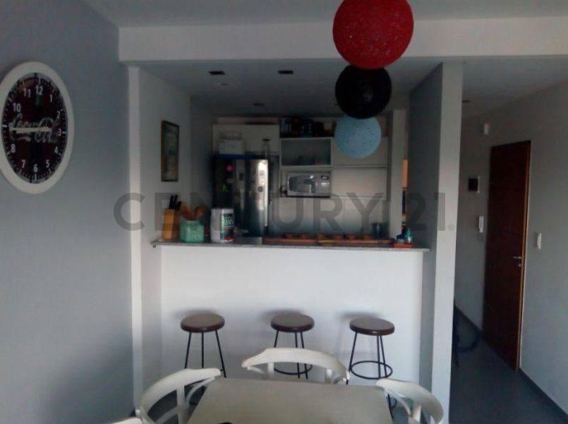 Venta Departamento 2 Ambientes Semipiso, Bernal Este, Quilmes 2
