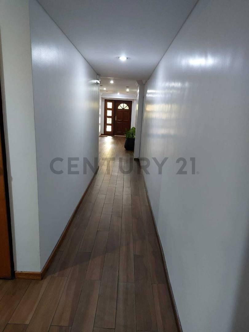 Venta Departamento 2 Ambientes Monte Castro 2