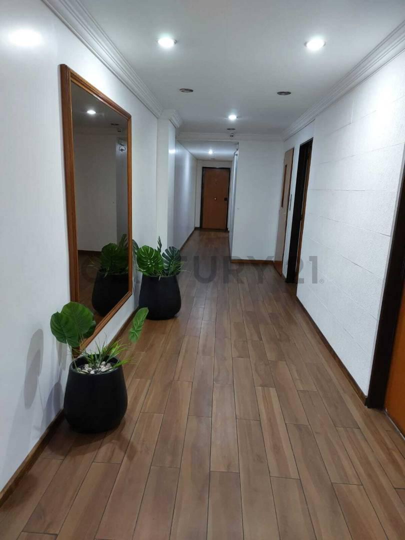 Venta Departamento 2 Ambientes Monte Castro 4