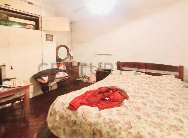Venta de PH en block, en Villa Luro 4