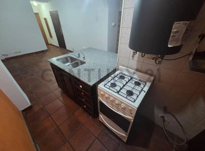 Alquiler Departamento 2 Ambientes c/ cochera en Recoleta. 5