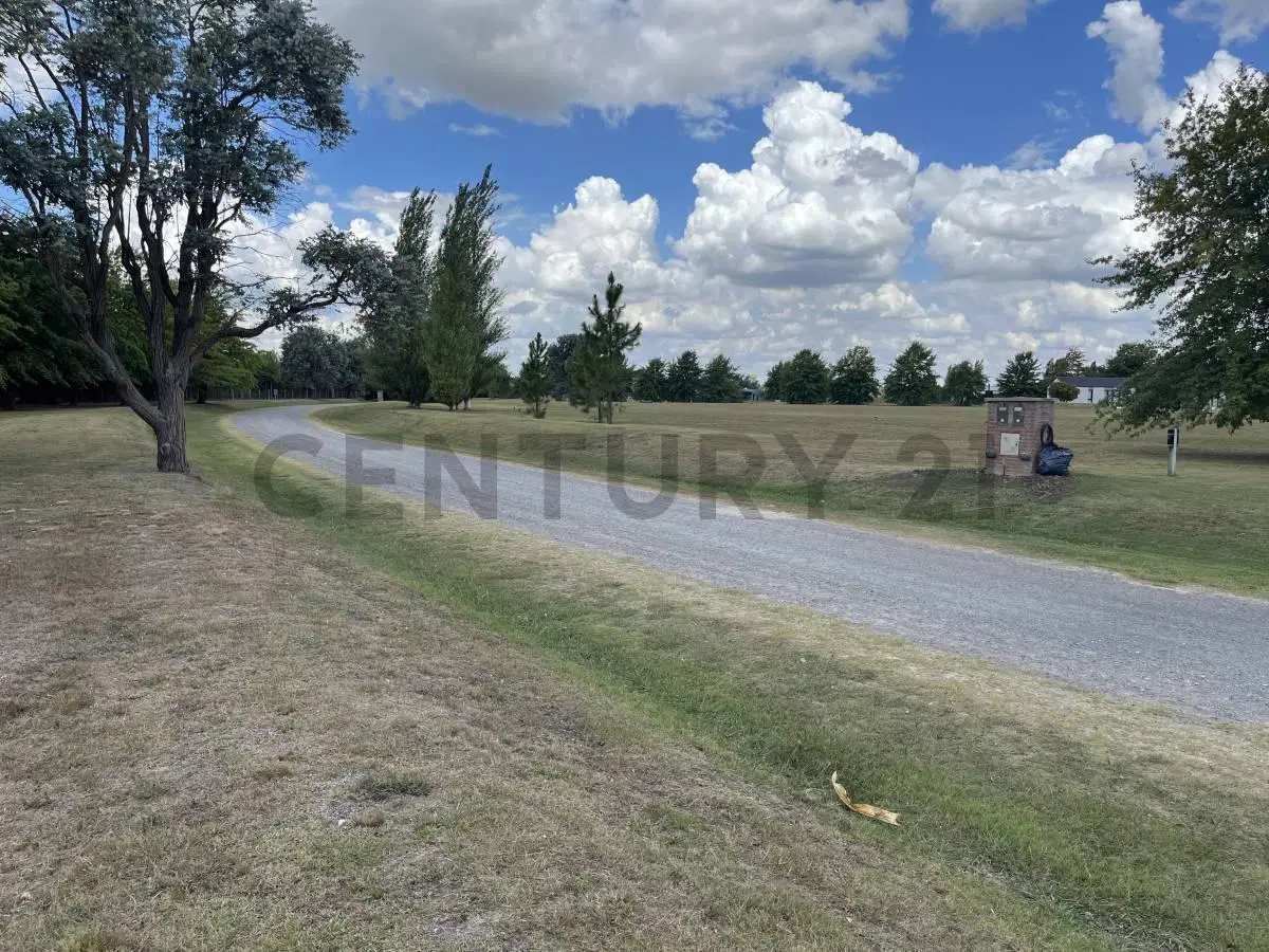 Venta de lote en Barrio Chacras La Primavera - Carlos Keen 4