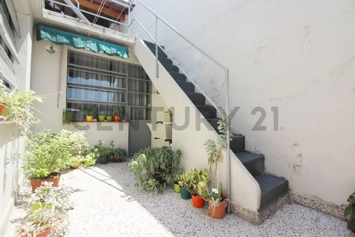 Venta Casa 4 Ambientes c/ Parrila y Terraza en Parque Chas 4
