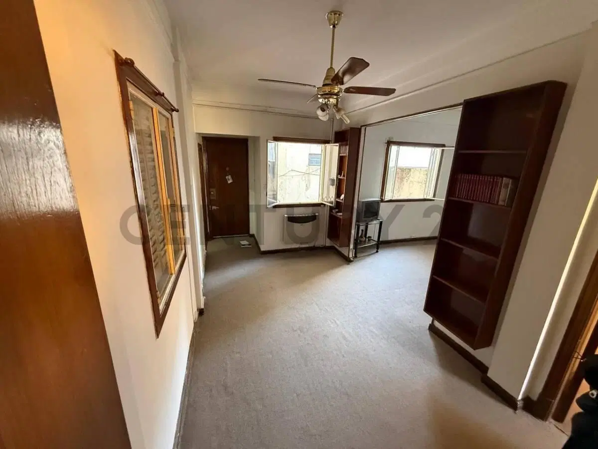 DEPARTAMENTO VENTA TRES AMBIENTES FLORES 4