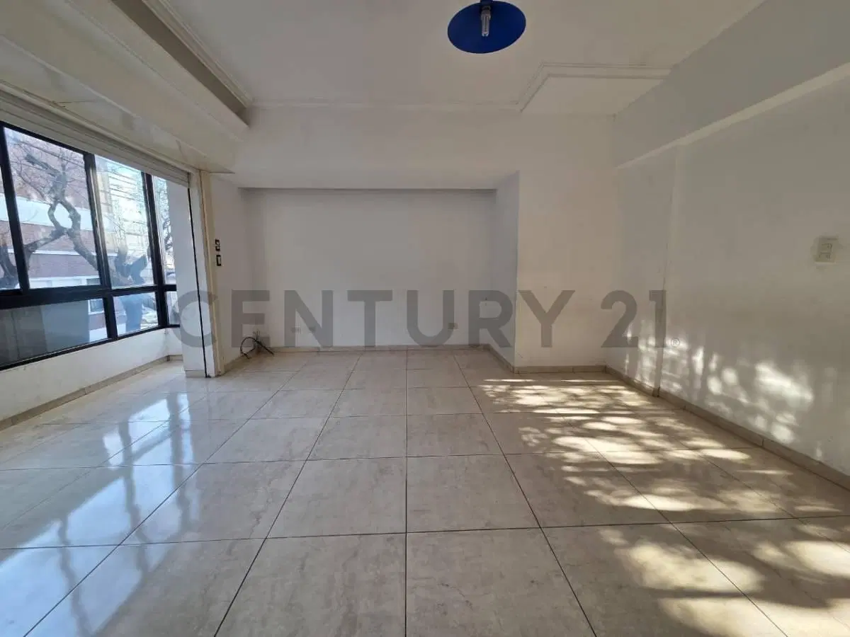 VENTA PH 4 AMBIENTES + QUINCHO EN MONTE CASTRO 2