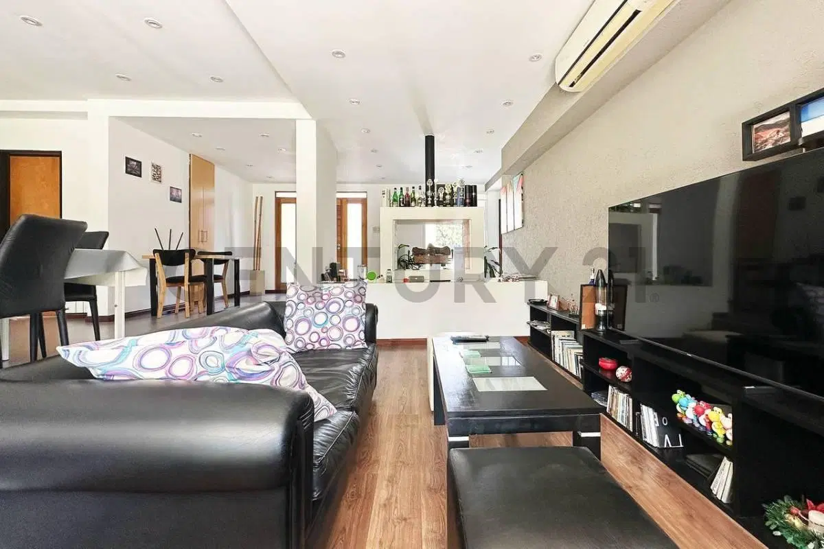 VENTA CASA 4 AMBIENTES CON PILETA y PARQUE BARRIO LA CODORNIZ LOS CARDALES 3