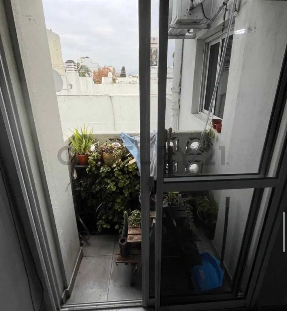 VENTA DEPARTAMENTO DOS AMBIENTES EN LANUS 4