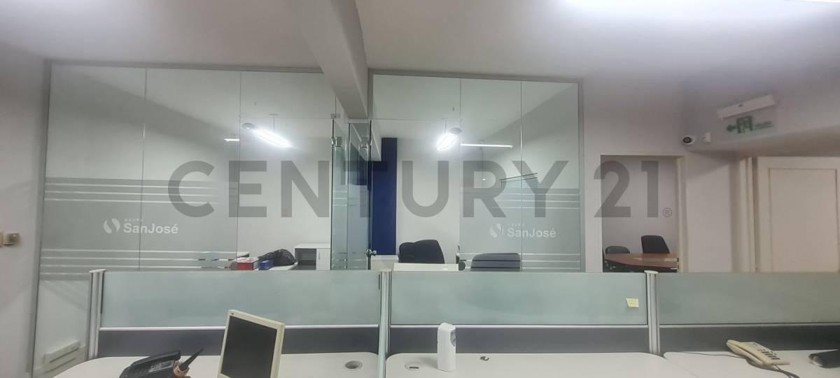 Foto de Venta de Oficina 110 m2 en San Nicolás - MicroCentro, imagen 2