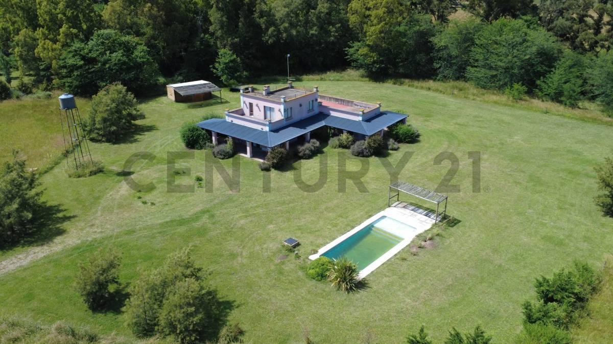 Foto de Venta Casa 5 Ambientes en BENQUERENCIA FARM CLUB, imagen 1