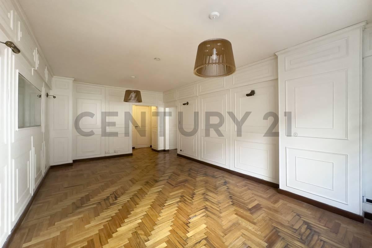 Foto de VENTA DEPARTAMENTO DE 3 AMBIENTES + DEPENDENCIA + LAVADERO / APTO, imagen 1