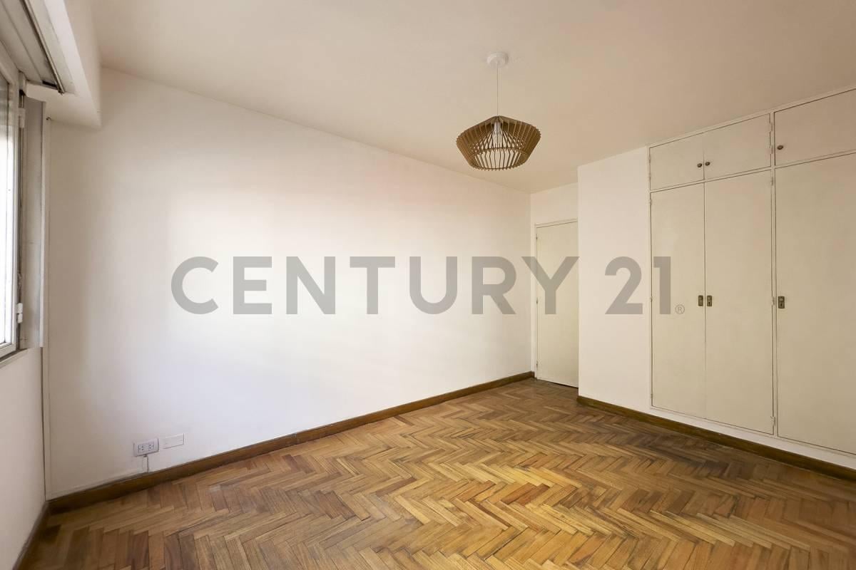 Foto de VENTA DEPARTAMENTO DE 3 AMBIENTES + DEPENDENCIA + LAVADERO / APTO, imagen 4