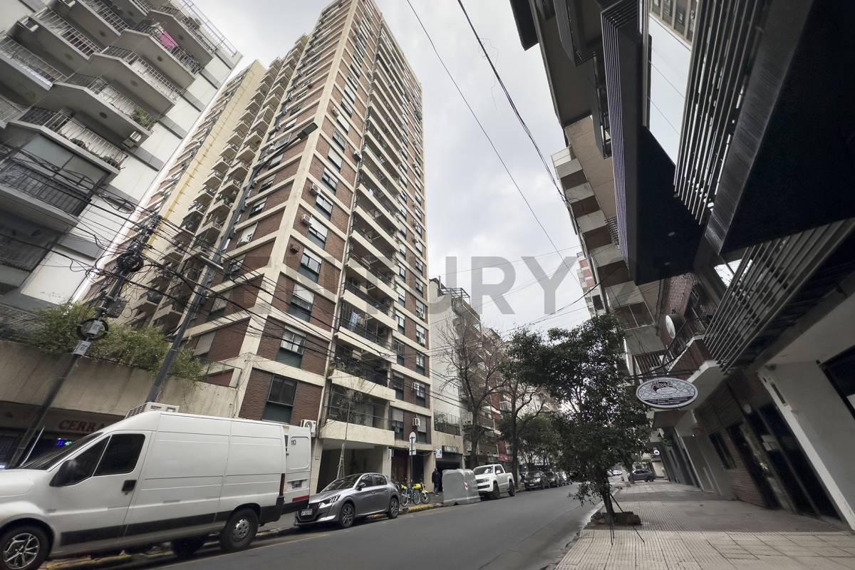 Foto de Venta de departamento 2 ambientes con balcón. Vista abierta. Flores, imagen 5