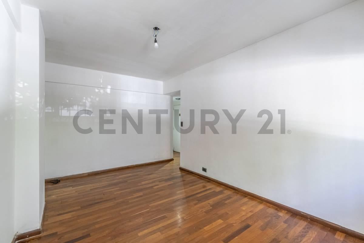 Foto de Venta Departamento 2 Ambientes en Colegiales, imagen 3