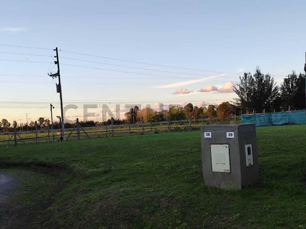 Foto de VENTA LOTE 817 M2 CLUB DE CAMPO CRUZ DEL SUR -CORREDOR CANNING - SAN, imagen 1