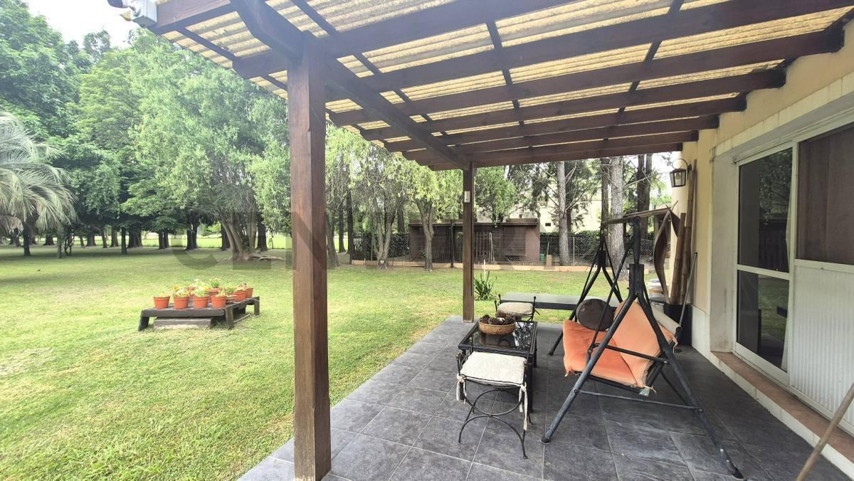 Foto de OPORTUNIDAD! Venta Casa de 5 ambientes en Chacras de Uribelarrea., imagen 3